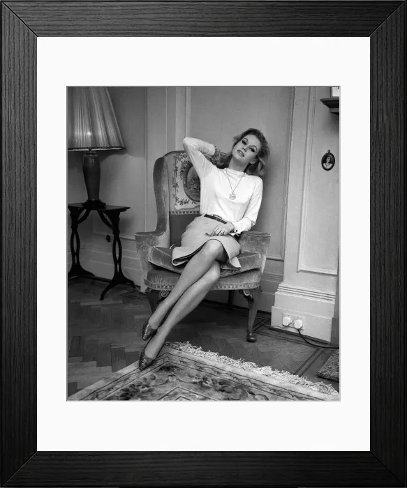 Framed Print : Suzanna Leigh actress daughter of a Mayfair property owner is shortly off to star in her