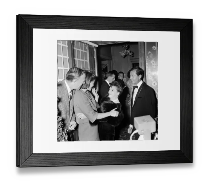 Framed Print : Judy Garland November 1965 and at Hollywood Party Framed Print : Judy Garland November 1965 and at Hollywood Party
