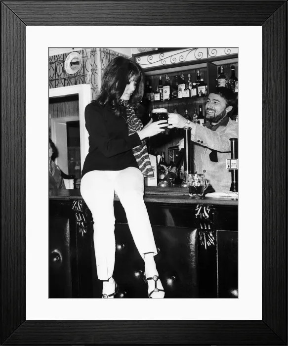 Framed Print : Robert Vaughan actor pulls pint Framed Print : Robert Vaughan actor pulls pint