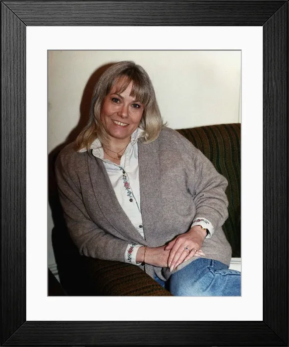 Framed Print : Wendy Richard actress - April 1989 Dbase Framed Print : Wendy Richard actress - April 1989 Dbase