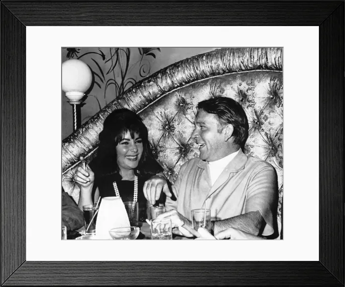 Framed Print : Elizebeth Taylor actress with her actor husband Richard Burton Framed Print : Elizebeth Taylor actress with her actor husband Richard Burton