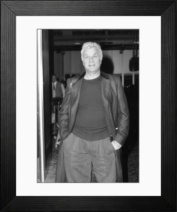 Framed Print : Tony Curtis actor - January 1989 Dbase