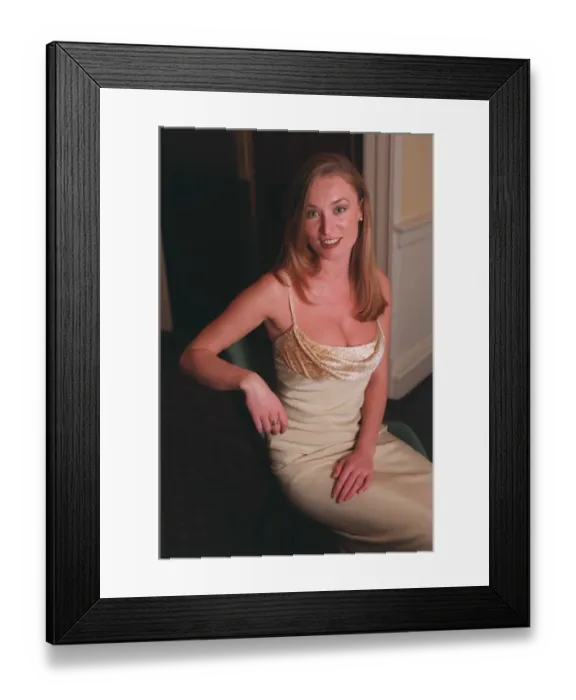 Framed Print : Victoria Smurfit actress may 1998 at the Irish Post Awards at the Grosvenor house