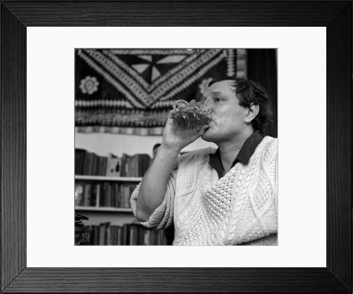 Framed Print : Richard Harris actor drinking at home in March 1963 Framed Print : Richard Harris actor drinking at home in March 1963