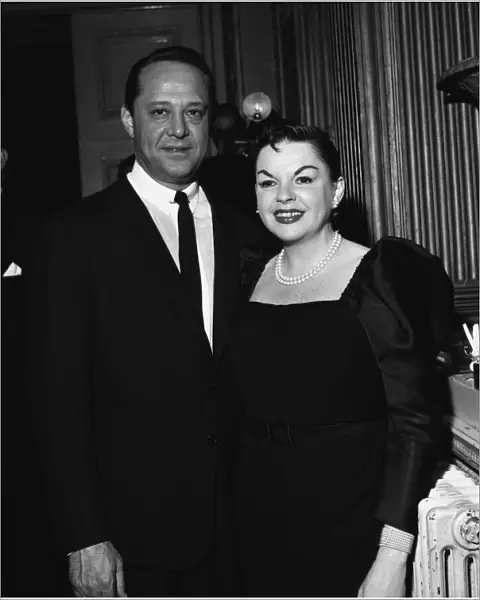 Judy Garland with her husband Sydney Luft at the Savoy Hotel in London