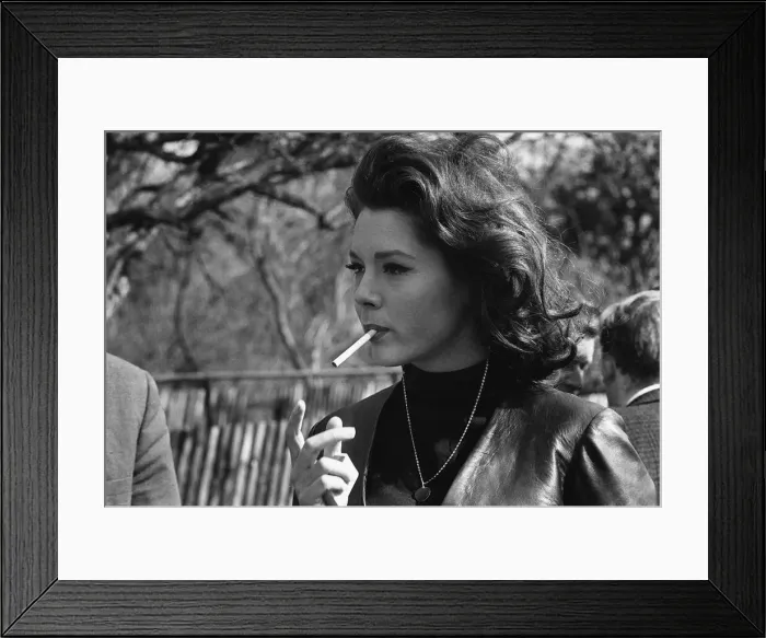 Framed Print : The Avengers television programme 1965 Diana Rigg Framed Print : The Avengers television programme 1965 Diana Rigg