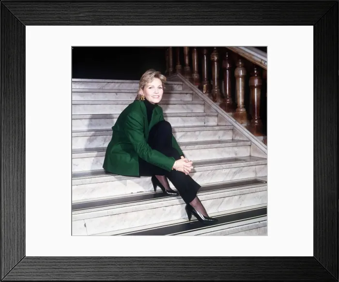 Framed Print : Fiona Fullerton actress sitting on steps, October 1988 Framed Print : Fiona Fullerton actress sitting on steps, October 1988