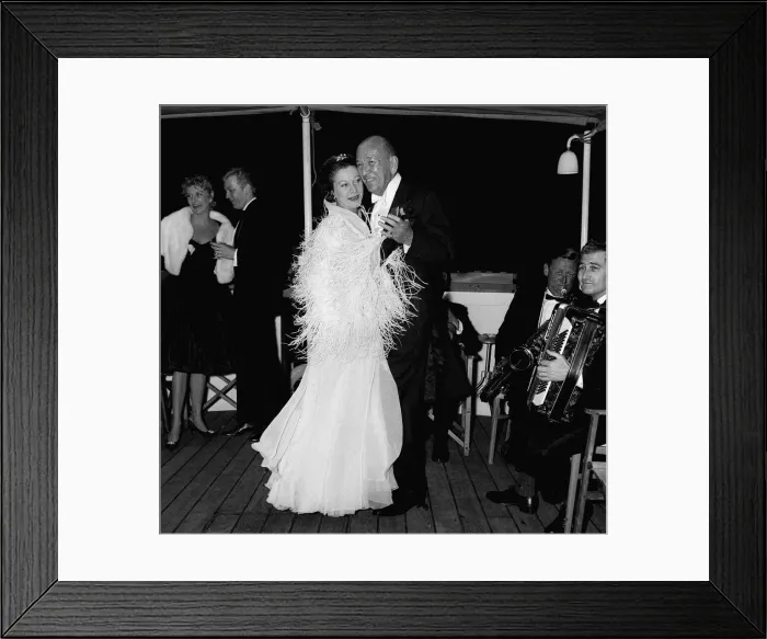 Framed Print : The cast of the Noel Coward show Sail Away held a party on the motor cruiser Queen