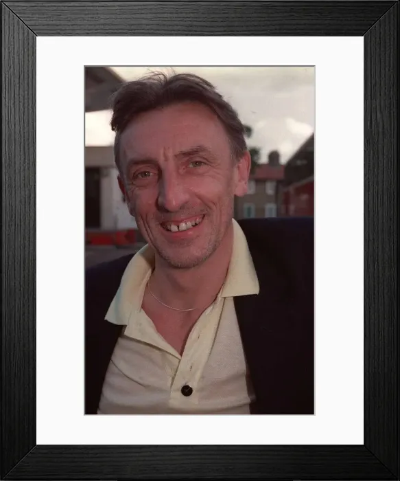 Framed Print : Eric Richard July 1988, actor starring as Sgt Bob Cryer in The Bill TV programme Framed Print : Eric Richard July 1988, actor starring as Sgt Bob Cryer in The Bill TV programme