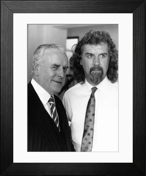 Framed Print : Billy Connolly comedian with actor George Cole July 1988 Framed Print : Billy Connolly comedian with actor George Cole July 1988