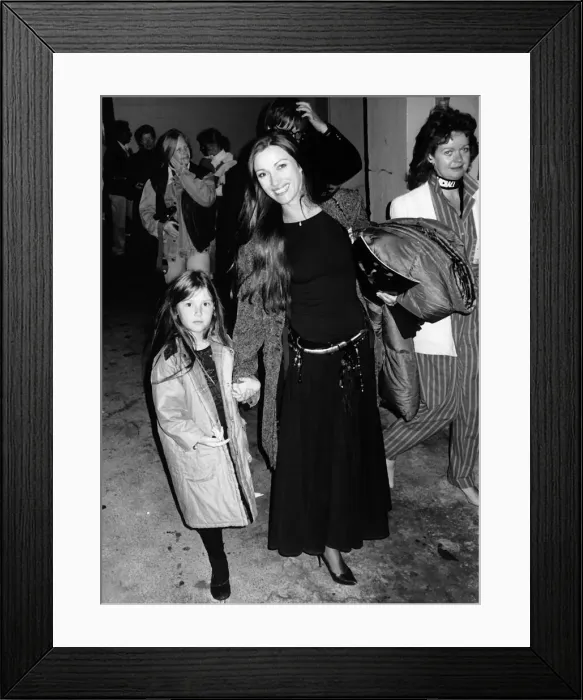 Framed Print : Jane Seymour actress with daughter Katy in July 1988, leaving Michael Jackson concert Framed Print : Jane Seymour actress with daughter Katy in July 1988, leaving Michael Jackson concert