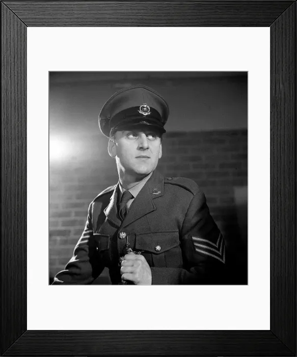 Framed Print : John Thaw June 1966 Actor aged 24 years old starring as Sgt John Mann in Framed Print : John Thaw June 1966 Actor aged 24 years old starring as Sgt John Mann in