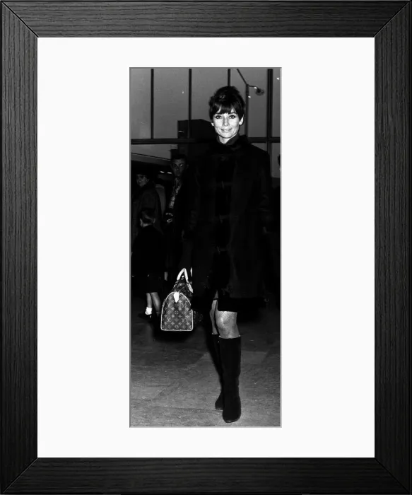 Framed Print : Audrey Hepburn at Heathrow Airport- November 1966