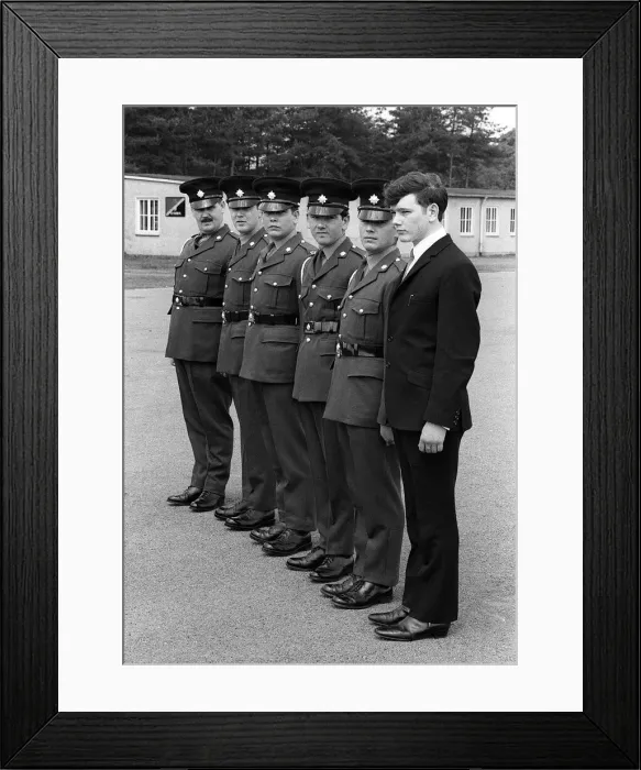 Framed Print : New recruit Allan with (l-r) 35 yo Sgt. Bill McDougall, 26yo trooper Andrew McDougall Framed Print : New recruit Allan with (l-r) 35 yo Sgt. Bill McDougall, 26yo trooper Andrew McDougall