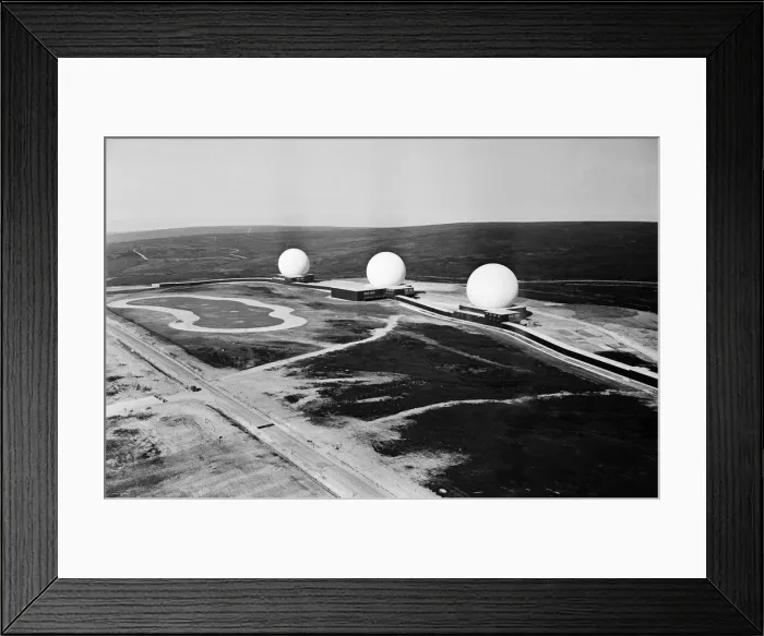 Framed Print : Fylingdales Royal Air Force station on Snod Hill in the North York Moors, England Framed Print : Fylingdales Royal Air Force station on Snod Hill in the North York Moors, England