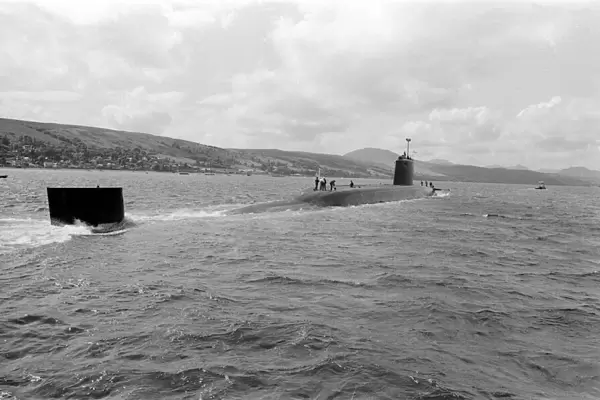 HMS Renown. 1969