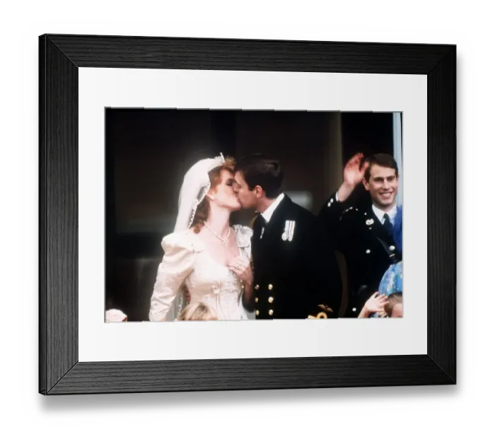 Framed Print : Queen Elizabeth IIs son, Prince Andrew, marries Sarah Ferguson at Westminister Abbey Framed Print : Queen Elizabeth IIs son, Prince Andrew, marries Sarah Ferguson at Westminister Abbey