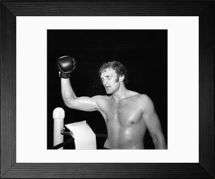 Framed Print : Joe Bugner Heavyweight Boxer October 1972 after his victory over Jurgen Blin Framed Print : Joe Bugner Heavyweight Boxer October 1972 after his victory over Jurgen Blin