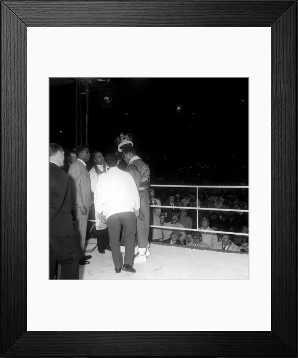 : Henry Cooper v Muhammad Ali - Jun 1963 World Heavyweight Title Fight at the Empire : Henry Cooper v Muhammad Ali - Jun 1963 World Heavyweight Title Fight at the Empire
