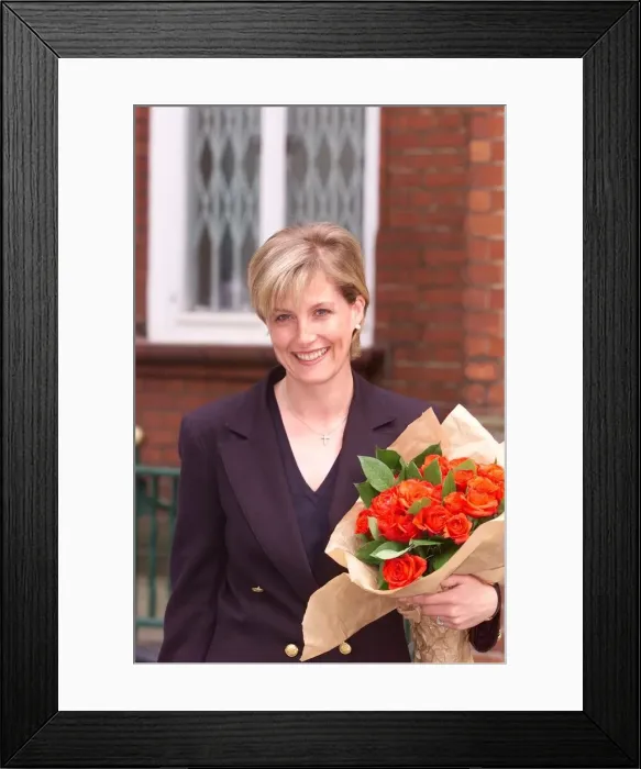 Framed Print : Sophie Rhys Jones Prepares for Royal Wedding leaving work for the last time to marry