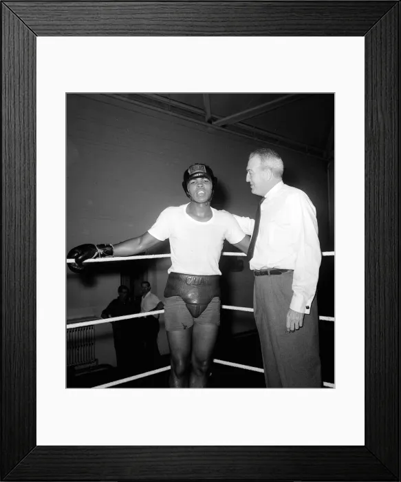 Framed Print : American heavyweight boxer Cassius Clay training ahead of his non-title heavyweight