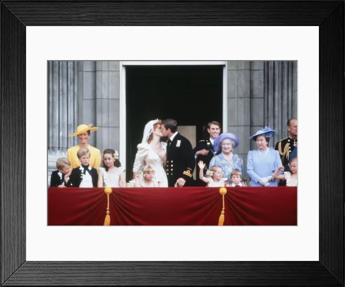Framed Print : Queen Elizabeth IIs son, Prince Andrew, marries Sarah Ferguson at Westminister Abbey Framed Print : Queen Elizabeth IIs son, Prince Andrew, marries Sarah Ferguson at Westminister Abbey