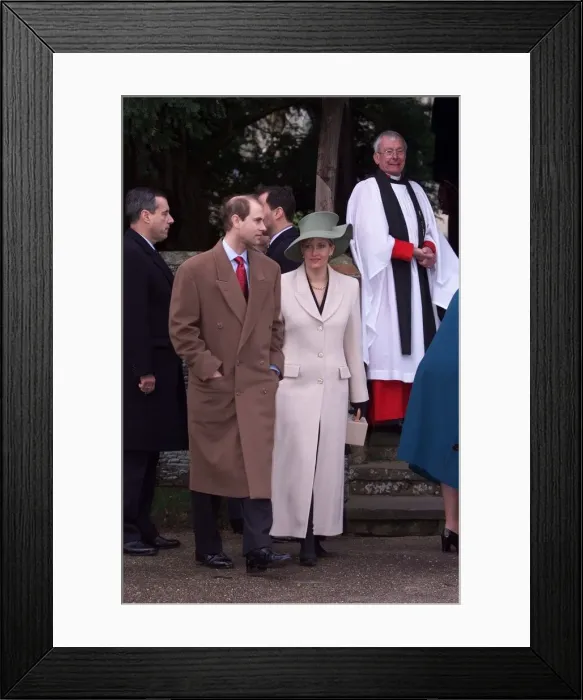 Framed Print : Prince Edward the Count of Wessex and his wife Sophie, the Countess of Wessex chat as Framed Print : Prince Edward the Count of Wessex and his wife Sophie, the Countess of Wessex chat as