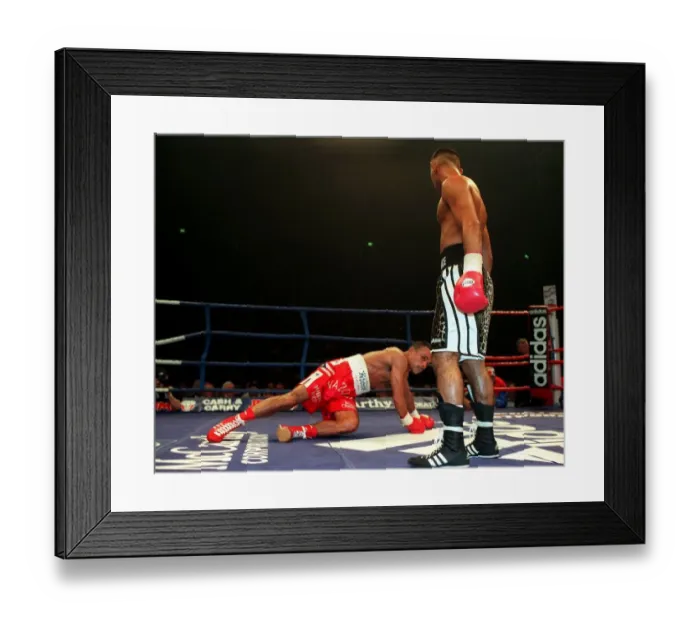Framed Print : Prince Naseem Hamed v Wilfredo Vasquez April 1998 Prince Naseem Hamed boxer knocks
