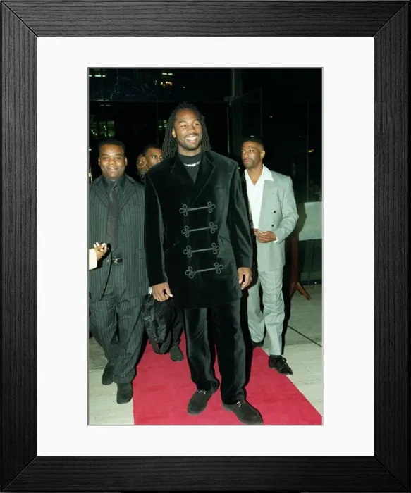 Framed Print : Lennox Lewis Boxing October 98 World heavyweight champion arriving for the MOBO Framed Print : Lennox Lewis Boxing October 98 World heavyweight champion arriving for the MOBO