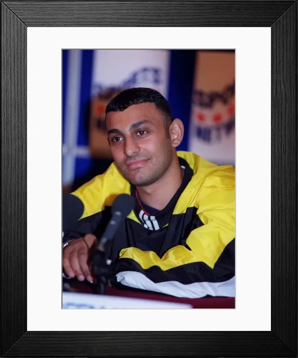 Framed Print : Naseen Hamed Boxing February 98 WBO Featherweight Champion of the world Framed Print : Naseen Hamed Boxing February 98 WBO Featherweight Champion of the world