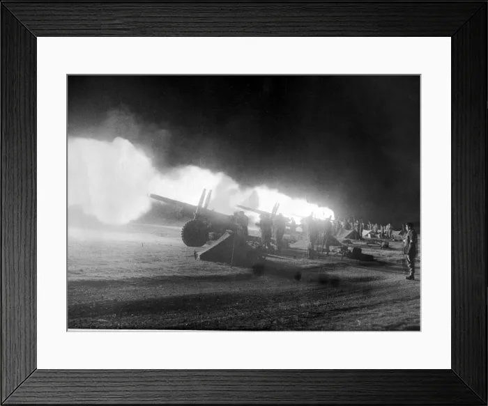 Framed Print : Royal artillery seen here taking part in a night firing exercise on Salisbury Plain 4th Framed Print : Royal artillery seen here taking part in a night firing exercise on Salisbury Plain 4th