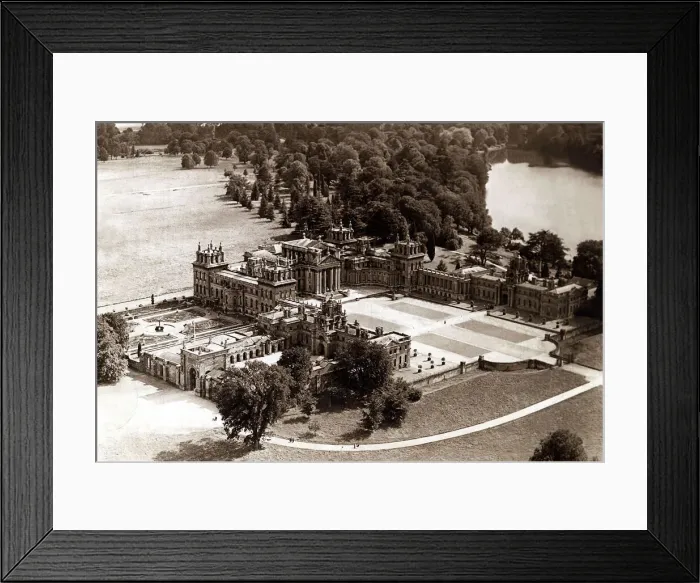 Framed Print : Blenheim Palace, Oxfordshire, August 1920 29 / 08 / 1920 Framed Print : Blenheim Palace, Oxfordshire, August 1920 29 / 08 / 1920