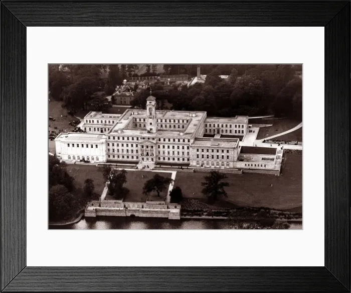 Framed Print : Nottingham College University City of Nottingham Framed Print : Nottingham College University City of Nottingham