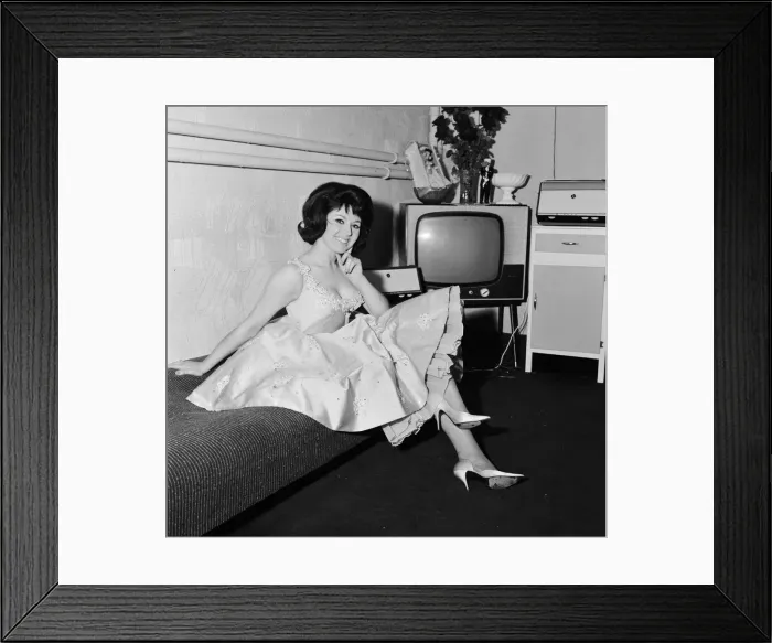 Framed Print : Actress and singer Susan Maughan in happy mood after she was chosen to appear in Framed Print : Actress and singer Susan Maughan in happy mood after she was chosen to appear in