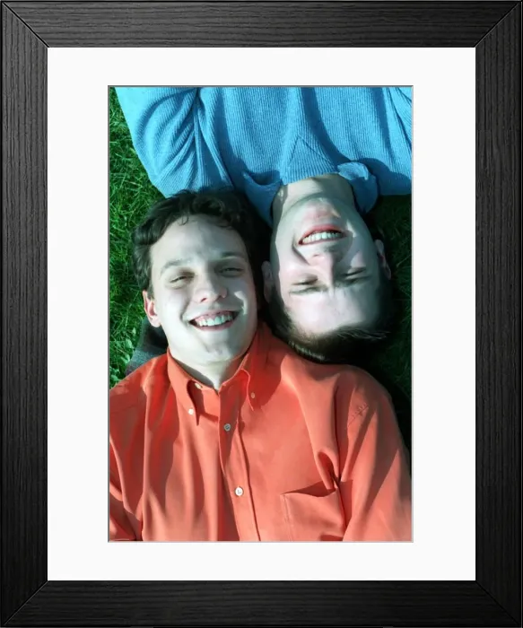Framed Print : Richard Alford TV Presenter October 97 With his best mate Dean Aldarige laying
