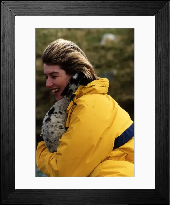 Framed Print : Selina Scott TV Presenter in the Highlands Framed Print : Selina Scott TV Presenter in the Highlands