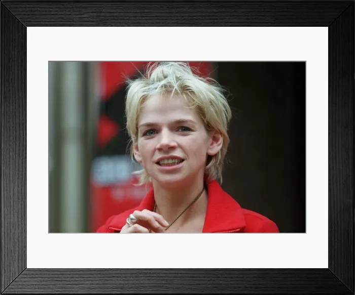 Framed Print : Zoe Ball Radio  /  TV Presenter September 98 Radio One presenter