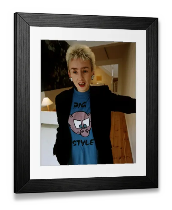 Framed Print : Muriel Gray TV Presenter for Channel Four 4 Framed Print : Muriel Gray TV Presenter for Channel Four 4