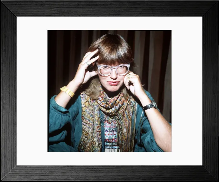 Framed Print : TV presenter Janet Street Porter 1983 Framed Print : TV presenter Janet Street Porter 1983