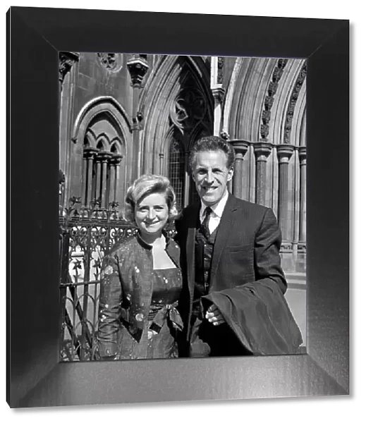 Bruce Forsyth with wife Penny outside law courts. 4th June 1962