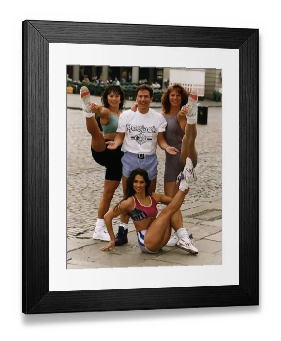 Framed Print : Suzanne Cox TV Gladiator with Gladiator Jet Aerobic Star Michelle Giles Framed Print : Suzanne Cox TV Gladiator with Gladiator Jet Aerobic Star Michelle Giles