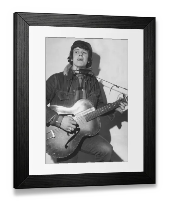 Framed Print : Folk singer Donovan 1965