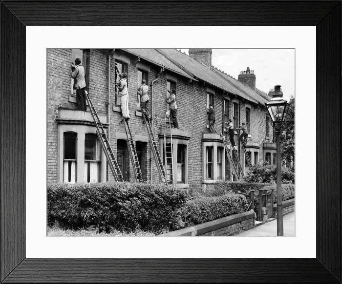 Framed Print : When one of their colleagues fell ill, in 1951, the Newcastle Branch of Master Window