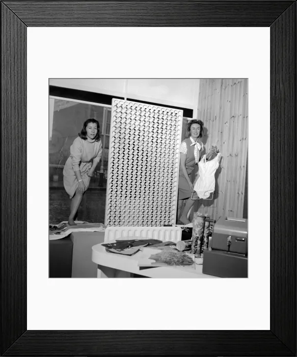 Framed Print : Lady Aitken (wife of Sir Max Aitken) has opened a boutique at 69 pimlico Road called Sea Framed Print : Lady Aitken (wife of Sir Max Aitken) has opened a boutique at 69 pimlico Road called Sea