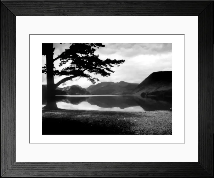 Framed Print : View fom the beach at Crummock Water, The Lake District, Cumbria Framed Print : View fom the beach at Crummock Water, The Lake District, Cumbria