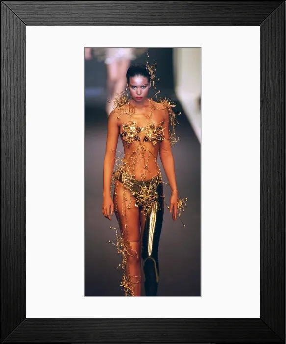 Framed Print : FASHION FROM PACO RABANNE SHOW, PARIS Framed Print : FASHION FROM PACO RABANNE SHOW, PARIS