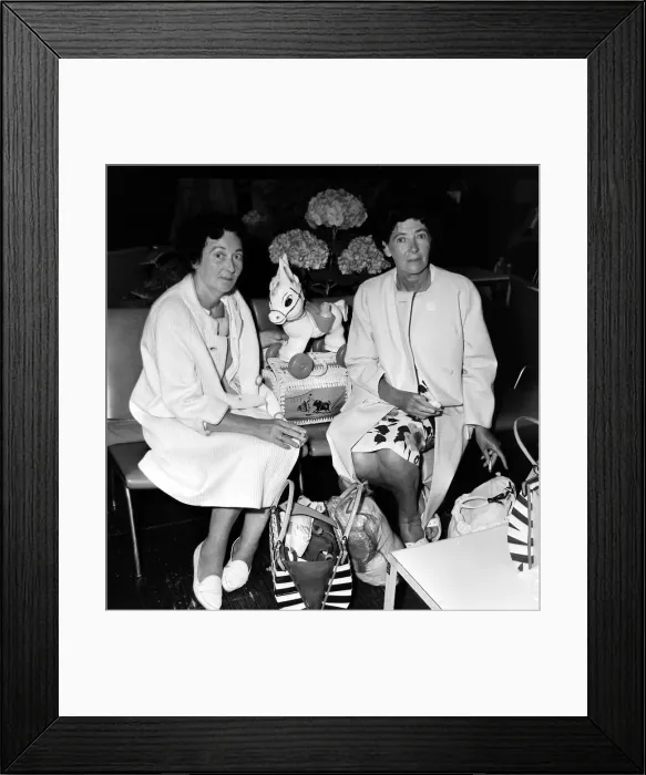 Framed Print : Mrs Margaret Lowen (left) and Mrs Dorothy Cook and they only gift they could afford Framed Print : Mrs Margaret Lowen (left) and Mrs Dorothy Cook and they only gift they could afford