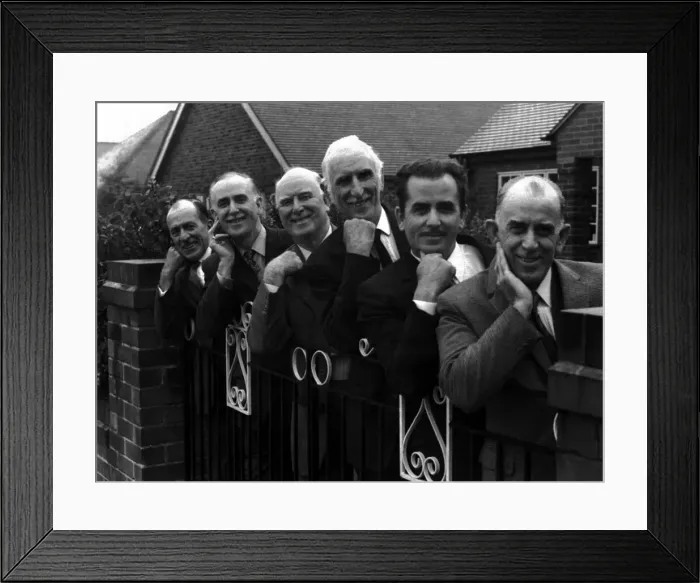 Framed Print : The Gaskill brothers of Wigan who all live in consecutive bungalows from 51 to 61 of