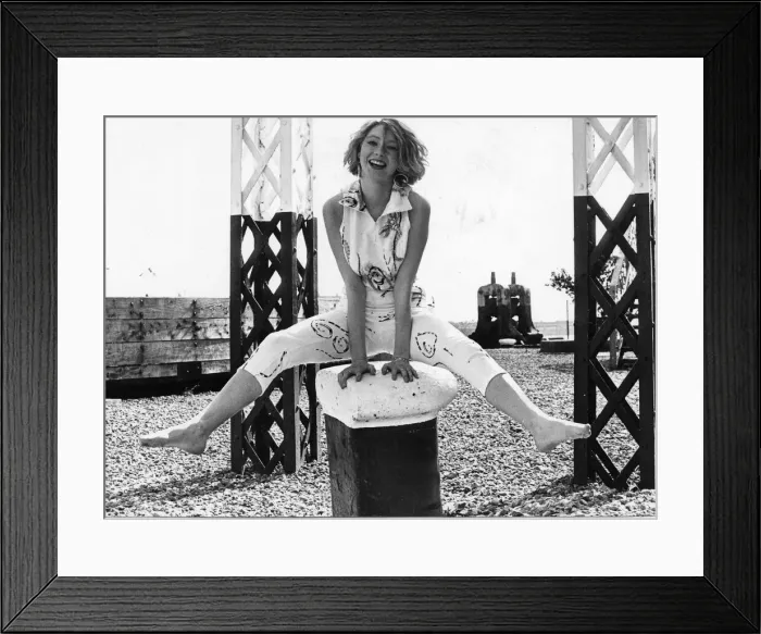 Framed Print : Tracey Francis in outfits from the Docks-based 13 Amp design studio. 21st March 1986