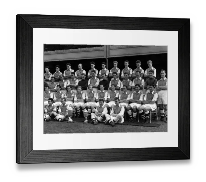 Framed Print : Sport - Footbal - Arsenal - 1955-56 - Team Back Row - L to R - Popple, Nicholas Framed Print : Sport - Footbal - Arsenal - 1955-56 - Team Back Row - L to R - Popple, Nicholas